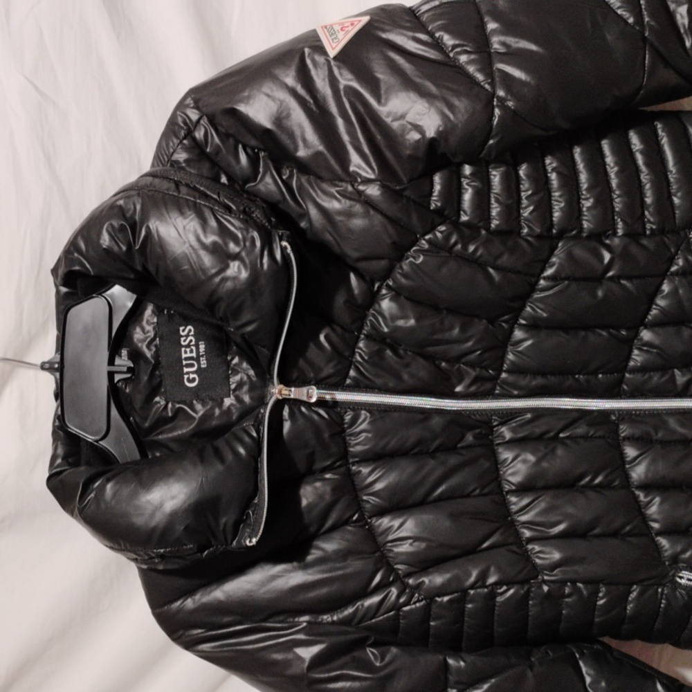 Guess Black Puffer Coat W Silver Detail Sz.M Gently Worn - Picture 2 of 15